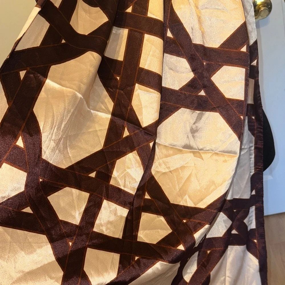 Brown and Cream Scarf - Picture 10 of 11